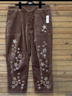 Anthropologie Pilcro The Wanderer Relaxed Leg Pants: Decorated Edition in Pearl